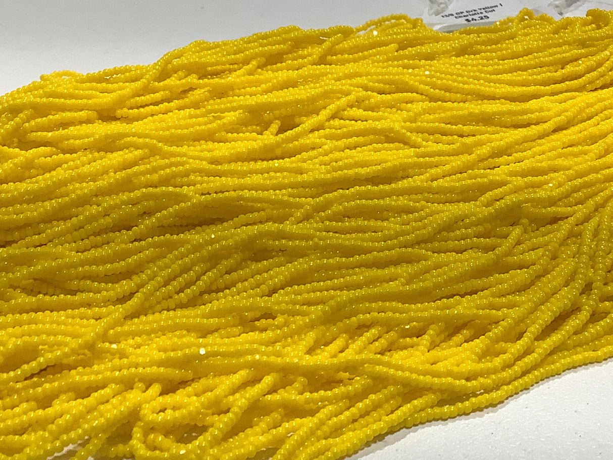 13/0 OP Drk Yellow | Charlotte Cut