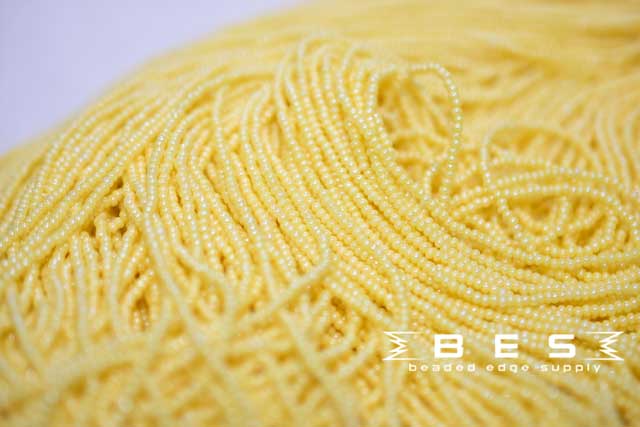 11/0 OP Buttercup Luster | Seed Beads