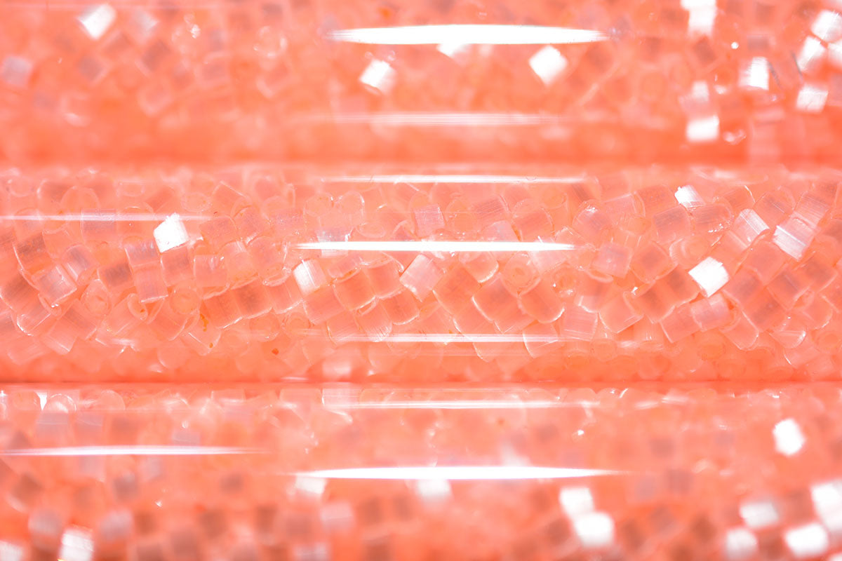 11/0 Creamsicle Satin 831 JSB