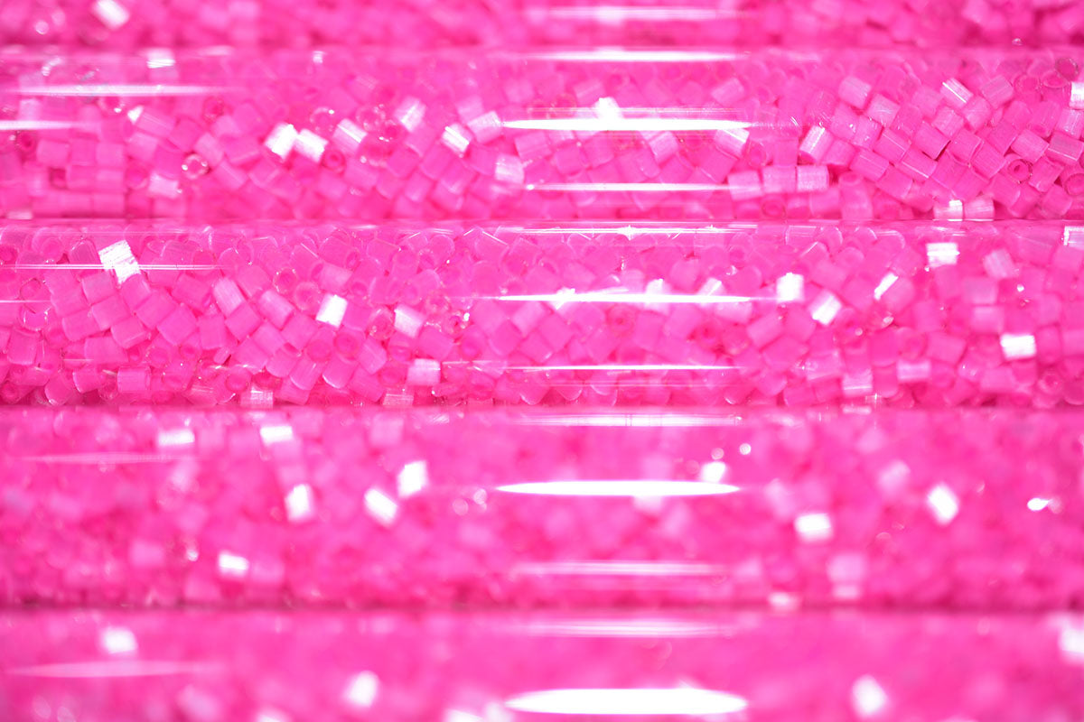 11/0 Hot Pink Satin 836 JSB