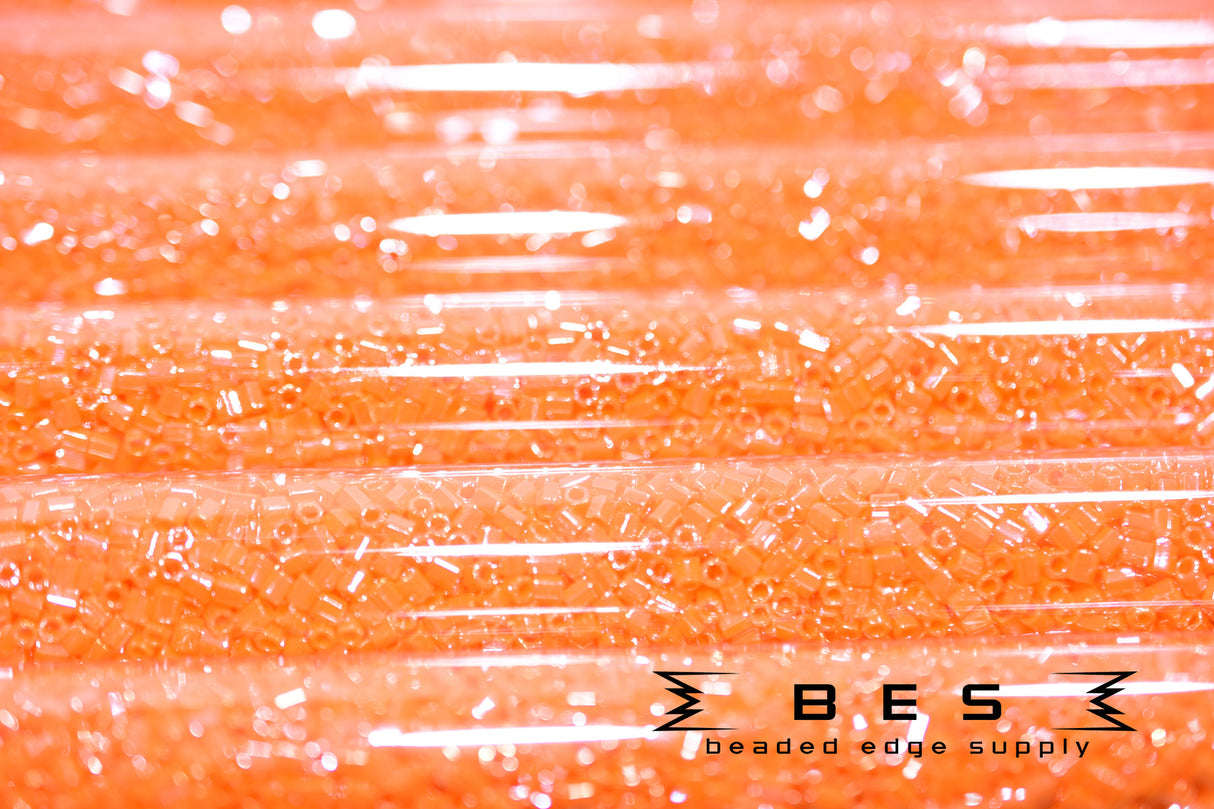 11/0 OP Lt Orange Luster423 Hex
