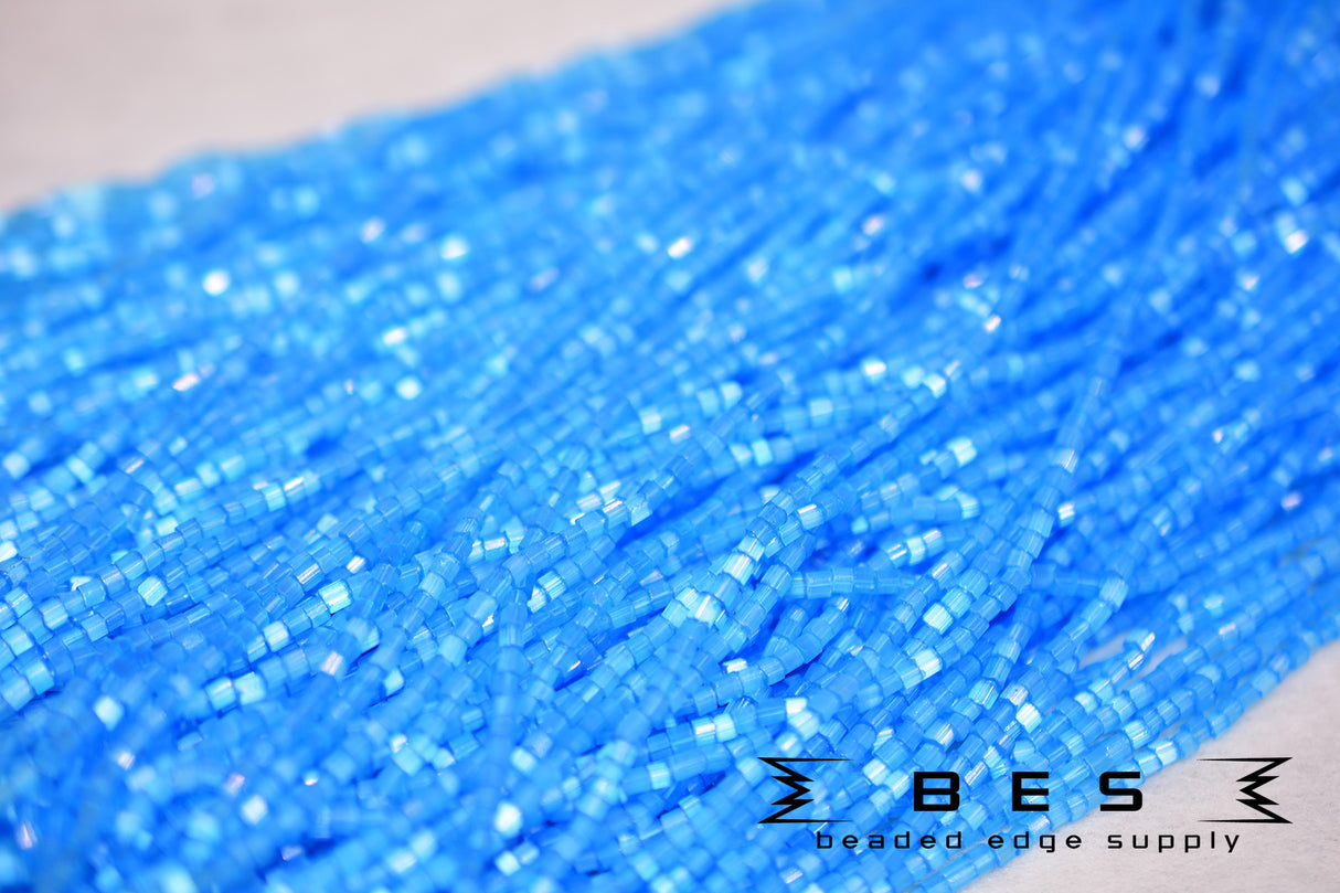 10/0 2 Cut Lt Aqua Satin