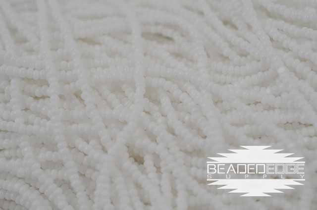 11/0 OP White | Charlotte Cut