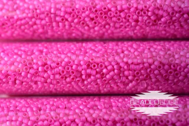 15/0 Frosted Violet F209 JSB