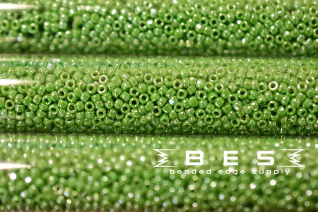 15/0 OP Green Luster 431 3Cut