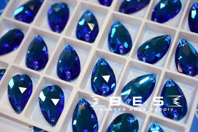 17x28 Aqua Teardrop | 2 Pair