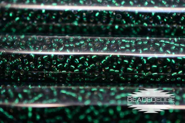 11/0 SL DRK Green 50 JSB