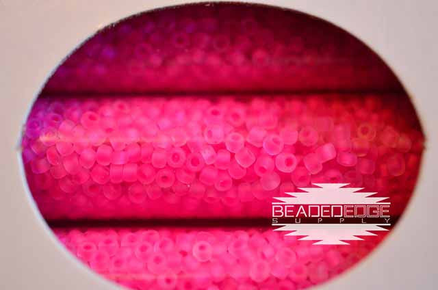 11/0 Frosted Neon Magenta f209d JSB