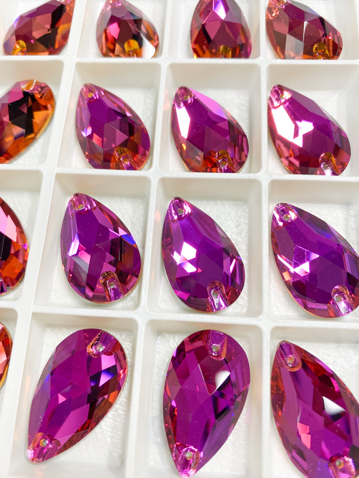 17x28 Pink Teardrop | 2 Pair