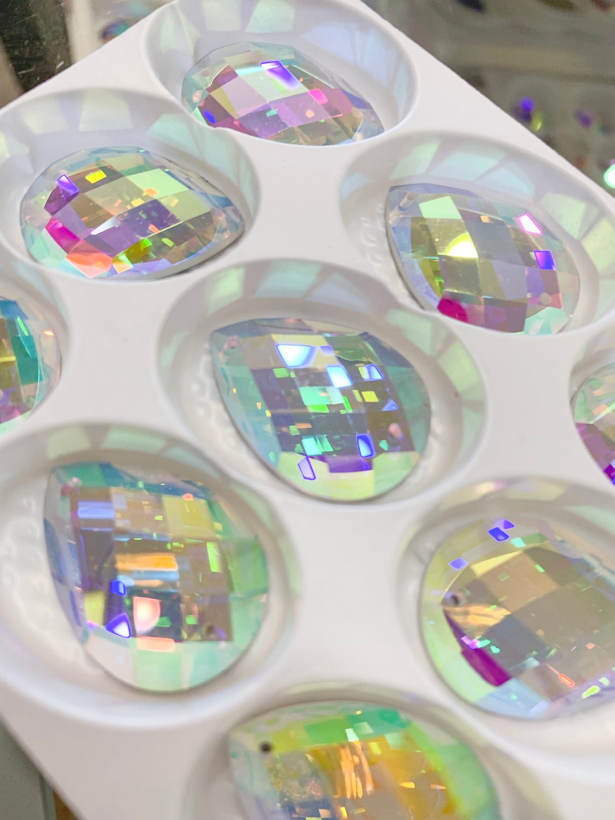 18x25 Faceted Teardrop | 2 pairs