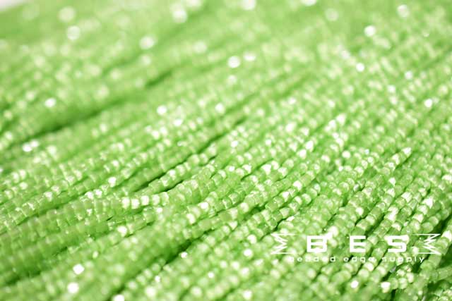 9/0 Mint Green Satin | 3 Cut