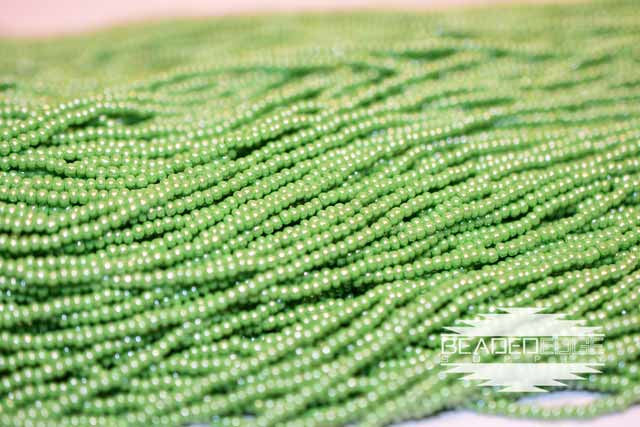 11/0 OP Pea Green Luster | Seed Beads