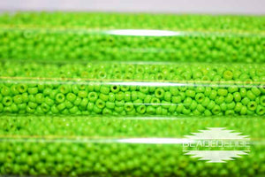 11/0 DC Op Kiwi Green D4471