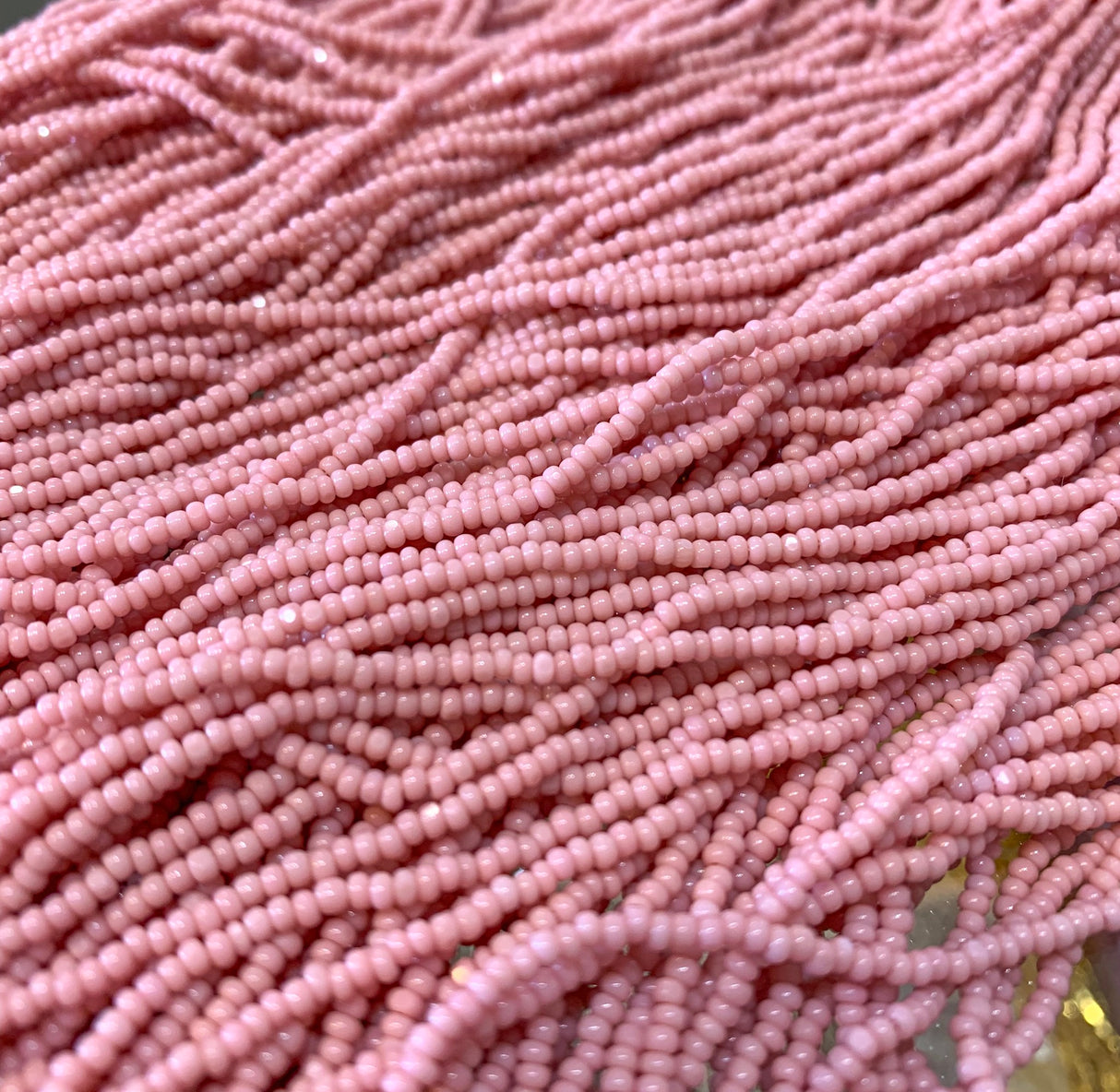 11/0 OP Cheyenne Pink | Charlotte Cut